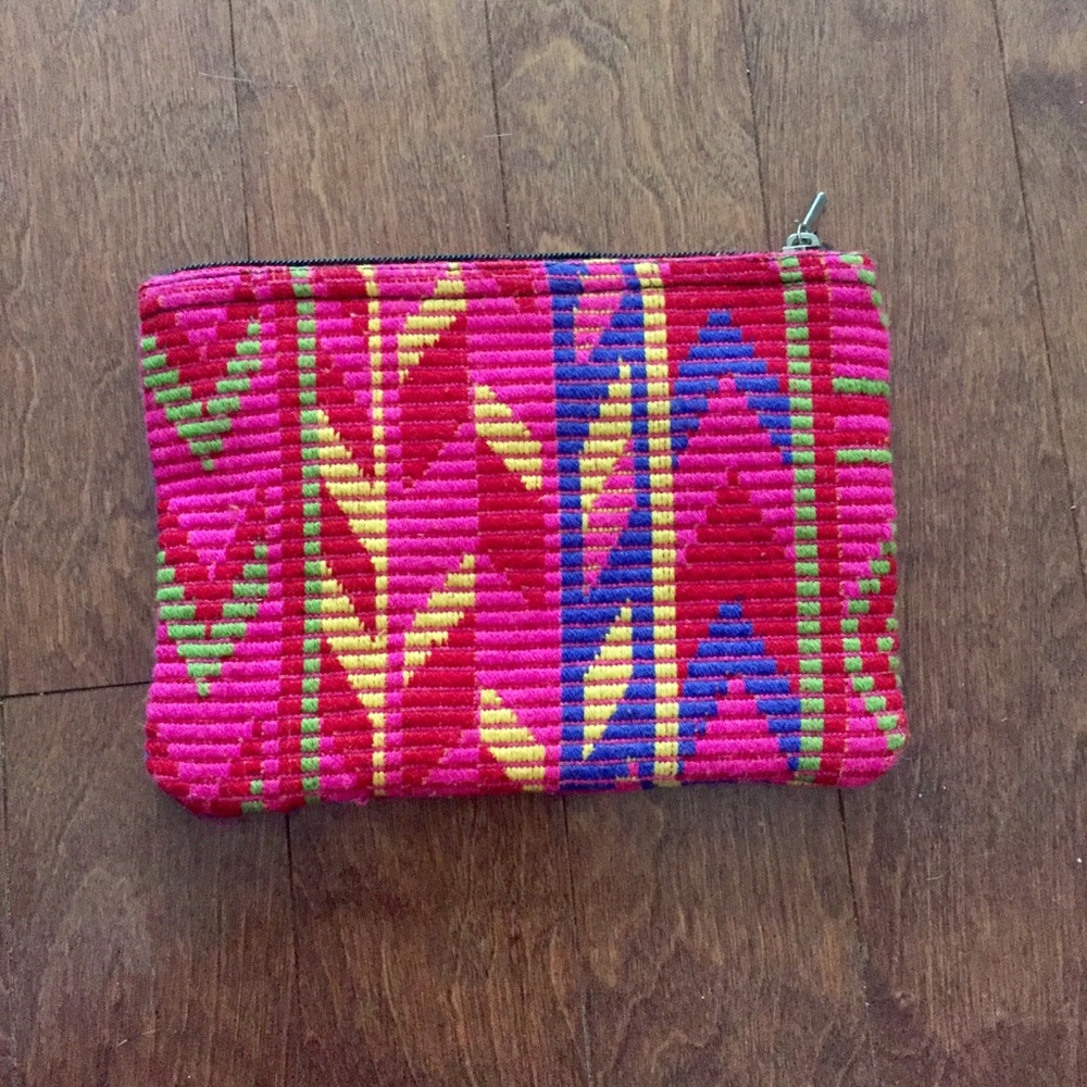 Woven pouch